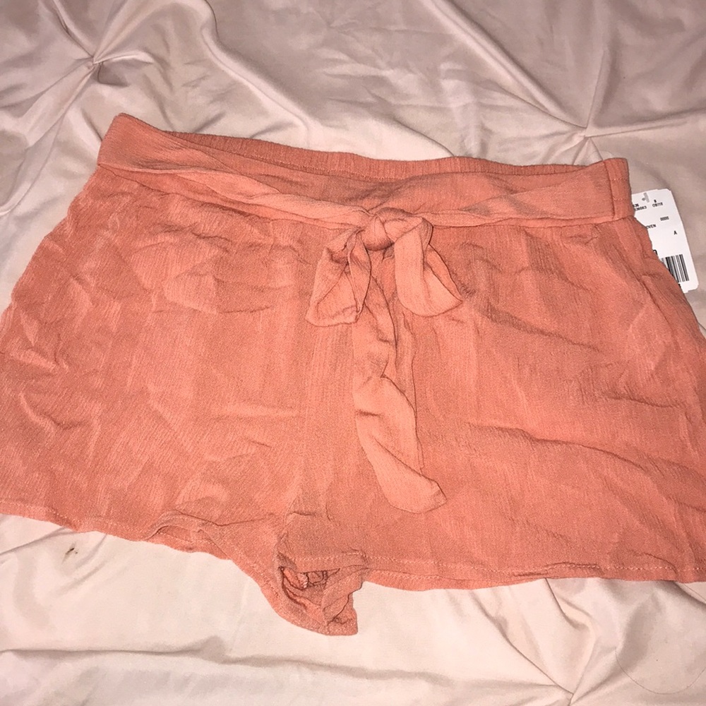 Coral High Waisted flowy shorts